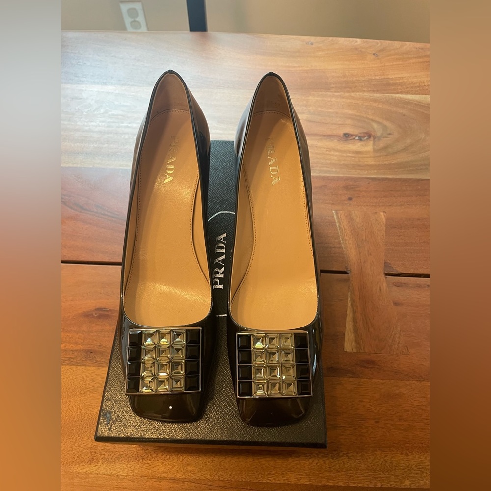 Grey Patent Leather Prada heels size 38.5